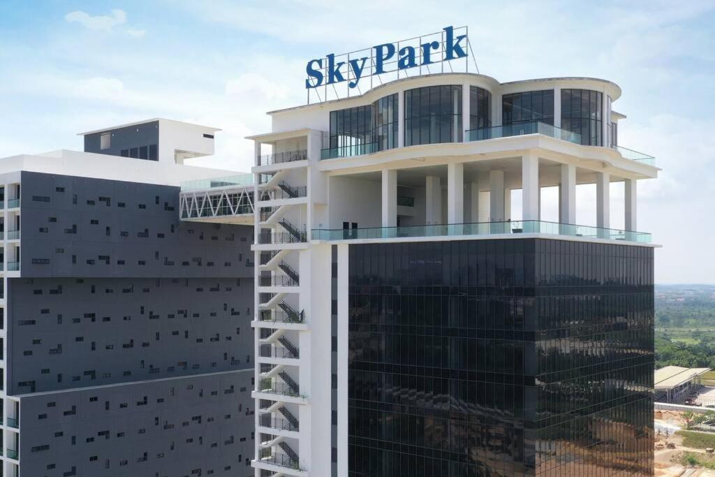 Skypark Residence Cyberjaya I Pool View With Balcony Exterior photo